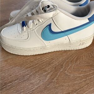 Nike White Mesh Sneakers